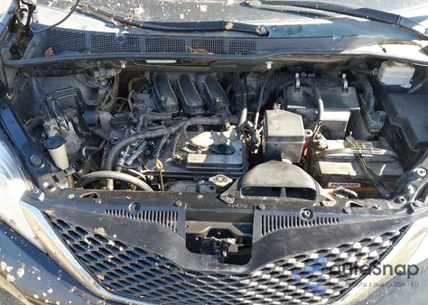 2011 Toyota Sienna Se из США, поврежденный, VIN 5TDXK3DC0BS045860